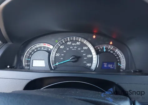 2014 Toyota Camry Se z USA, uszkodzony, nr VIN 4T1BF1FK0EU804056